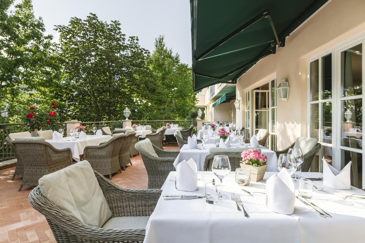 Hotel Pienzenau Am Schlosspark Meran Exterior foto