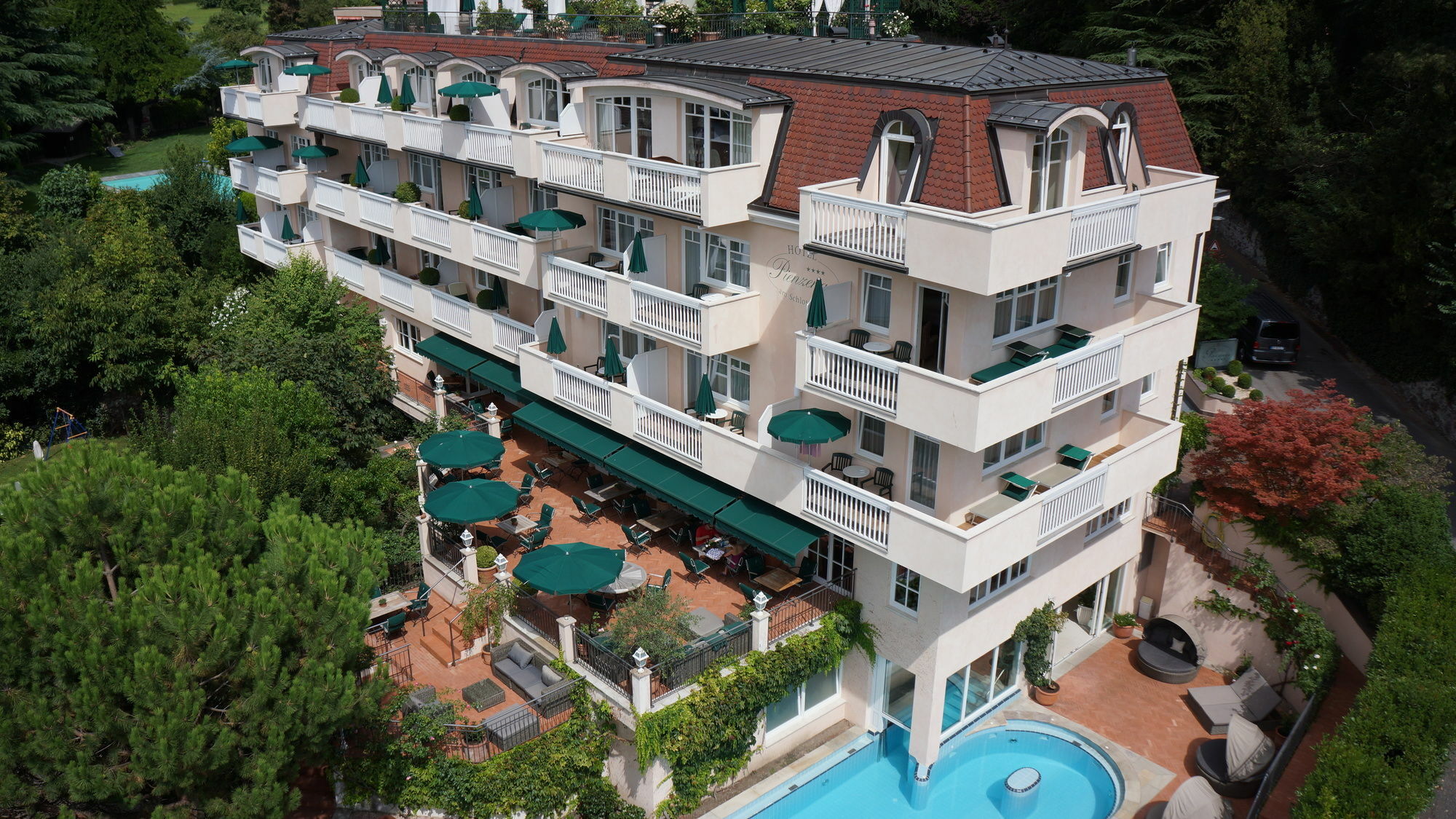Hotel Pienzenau Am Schlosspark Meran Exterior foto